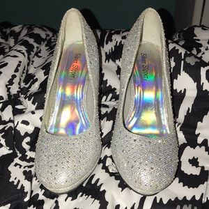Prom shoes